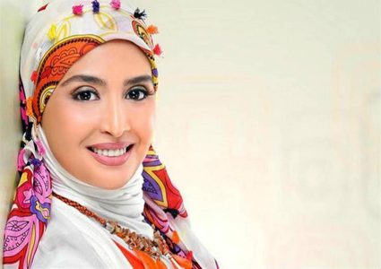 الصور الأولى لحنان ترك بعد قرار عودتها للتمثيل