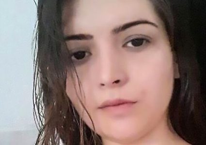 أفغانية رفضت الزواج من صديقها فقرر الانتقام بقطع أذنيها وأصابعها