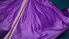 دنيا بطمة سفيرة القفطان المغربي
