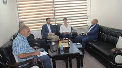 ابو هولي ولويس اكدا على اهمية التحرك لتجديد التفويض للأونروا