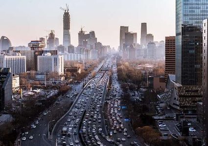 كيف ترتبط الشوارع المزدحمة بتأخر النمو لدى الأطفال؟