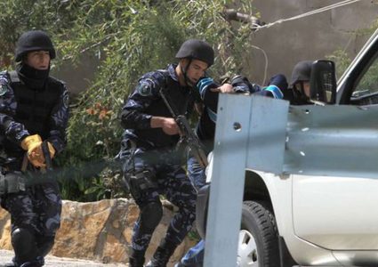 "الوقائي" يضبط 10 آلاف لتر محروقات مهربة في الخليل