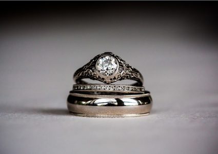 لص يسرق خاتم وريث نابليون بونابرت..ولكن جشعه يكشفه!