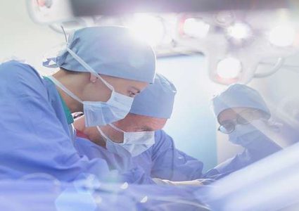 عاشت 99 عاما بأعضاء في غير أماكنها الصحيحة!