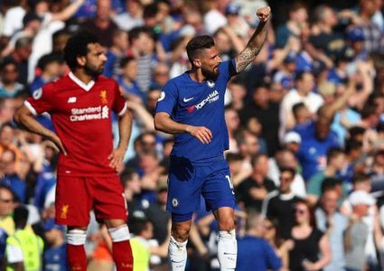 أول لاعب يرد على الهتافات العنصرية ضد صلاح