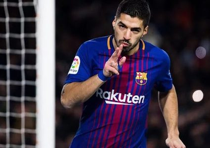 برشلونة يراقب خليفة سواريز