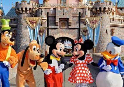 ديزني تضرب نتفليكس بسلاح لا يقاوم