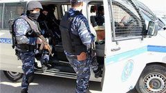 القبض على شخص بحوزته قطع نقدية أثرية في ضواحي القدس