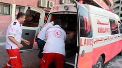 إصابة 4 مواطنين بجروح إحداها حرجة في شجار عائلي وسط غزة