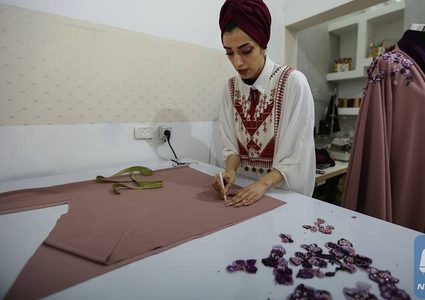 نيرمين الحوراني مصممة أزياء واكبت الموضة وتحدت تقاليد المجتمع