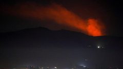 الاحتلال الإسرائيلي يقصف موقعاً عسكرياً في ريف حماة وسط سوريا