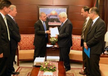 رئيس الوزراء وأعضاء حكومته سيعيدون القسم أمام الرئيس مساء الأحد