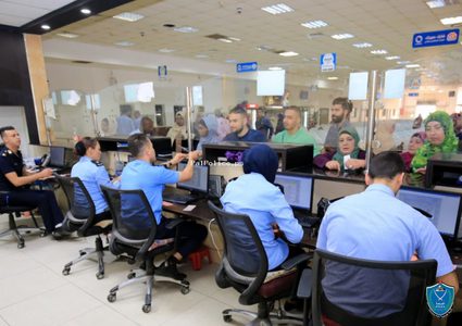 الشرطة: 36 ألف مسافر تنقلوا عبر "الكرامة" الأسبوع الماضي