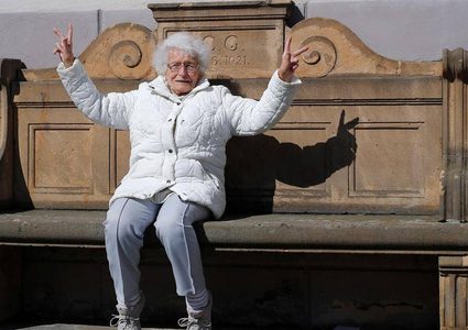 ألمانية تخوض الانتخابات وعمرها 100 عام