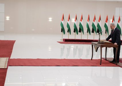 مجدلاني يتسلم مهامه وزيرا للتنمية الاجتماعية