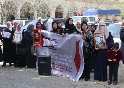 فعاليات تضامنية مع الأسرى المضربين في مختلف محافظات الوطن