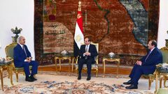 لماذا زار حفتر القاهرة في هذا التوقيت والتقى السيسي؟