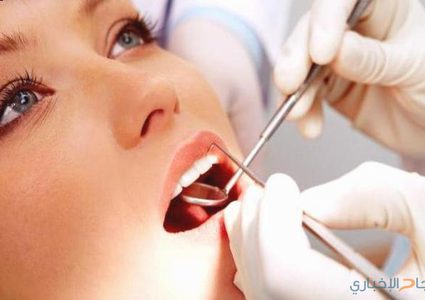 10 علامات تعني زيارة طبيب الأسنان "فورا"