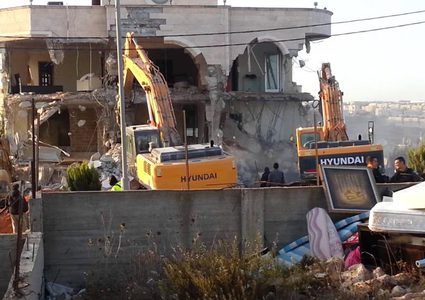 الاحتلال يقرر هدم عشرات المنازل الفلسطينية بالقدس