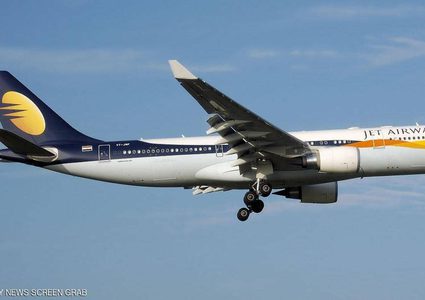 أكثر من ألف طيار هندي يضربون عن العمل