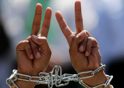 نادي الأسير: لا اتفاق حتى اللحظة بين الأسرى والاحتلال