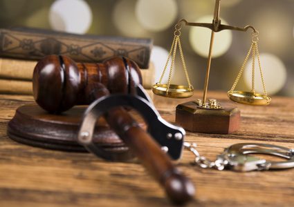 الأشغال الشاقة 7 سنوات ونصف 5 سنوات لمدانين بتهمة الشروع بالقتل