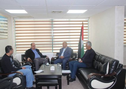 أبو هولي يبحث مع جبهة التحرير التحديات التي تواجه قضية اللاجئين