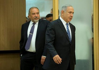 ليبرمان: وزارة الجيش أو الذهاب لإنتخابات