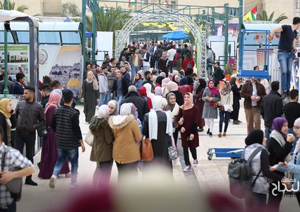 مهرجان التسوق الثالث على أرض جامعة النجاح