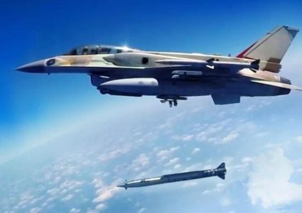 الطيران الإسرائيلي استخدم صواريخ جديدة للالتفاف على "إس 300"