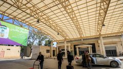 تنقل 5988 مسافر  عبر معبر الكرامة