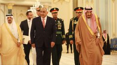 إجتماع بين رئيس وزراء العراق والملك سلمان