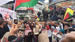 غزة: أهالي الأسرى يتضامنون مع أبنائهم في يوم الأسير الفلسطيني