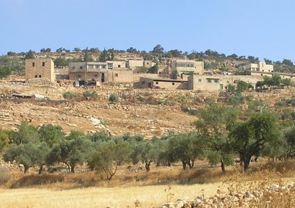 الاحتلال يستولي على مئات الدونمات ويحولها لمحمية طبيعية