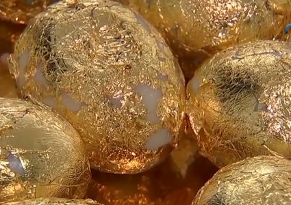 عشاء بـ 24 قيراطا لإظهار أهمية الذهب في الفن المعاصر