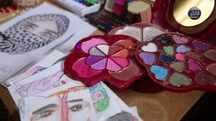 نجاة أبو يوسف.. تبدع بالرسم بالماكياج