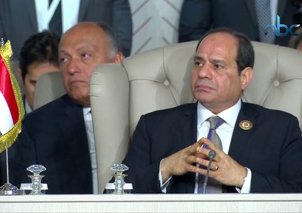 القمة ترفض أي خطط لتصفية القضية الفلسطينية