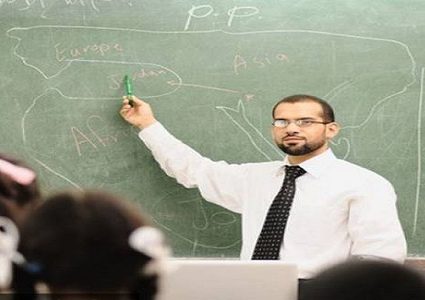 التربية تعلن بدء استقبال طلبات استقدام معلمين إلى الكويت