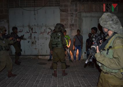 اعتقالات في الضفة وإصابة أحد جنود الاحتلال