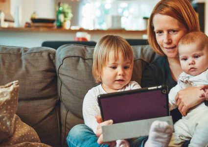 للمرأة العاملة: كيف تنظمين أمورك المنزلية والعائلية؟