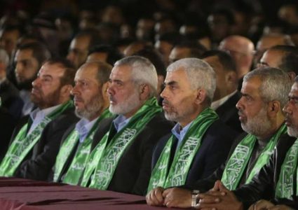 محللون: لجنة حماس الإدارية لم ينتهِ عملها يوماً ما في غزة