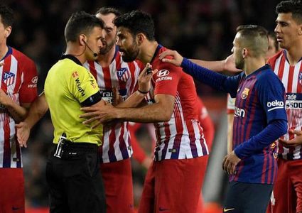 قرار من أتلتيكو مدريد يدفع "نجمه المشاكس" للتمرد