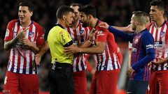 قرار من أتلتيكو مدريد يدفع "نجمه المشاكس" للتمرد