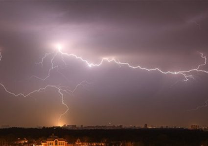 مقتل 60 شخصًا على الأقل في عاصفة رعدية في شمال وغرب الهند