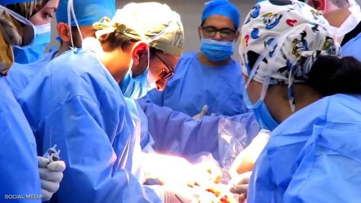 عملية جراحية "غير مسبوقة" لجنين في رحم أمه بمصر