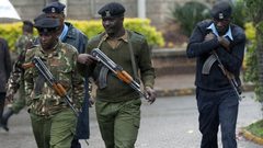 ميسي ورونالدو وراء سطو على مركز شرطة في كينيا