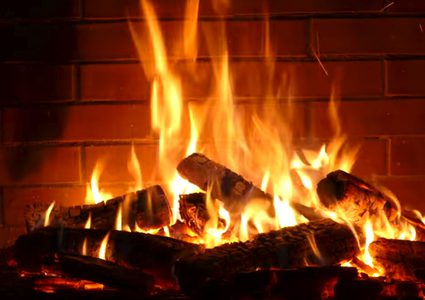 بدم بارد.. امرأة تحرق زوجها حيا بسبب لون بشرته!