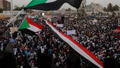 قادة الاحتجاجات بالسودان يعلنون تشكيل مجلس سيادي مدني