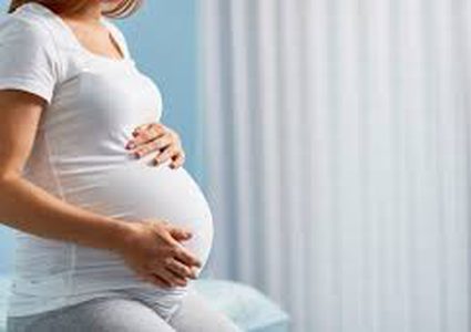 دراسة: تعرض الحامل للهواء الملوث يسبب صغر حجم رأس المولود