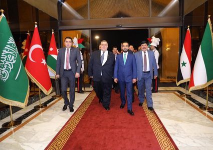 رؤساء برلمانات دول جوار العراق يدعمون وحدة أراضيه